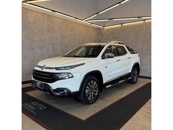 FIAT TORO 2.0 16V TURBO DIESEL RANCH 4WD AT9 FIAT TORO 2.0 16V TURBO DIESEL RANCH 4WD AT9